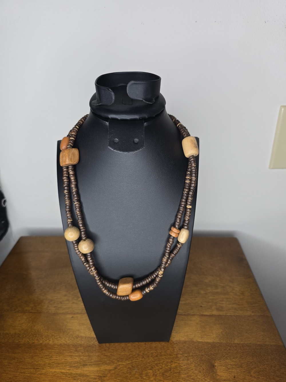 Single Strand Brown & Tan Wood Bead Necklace